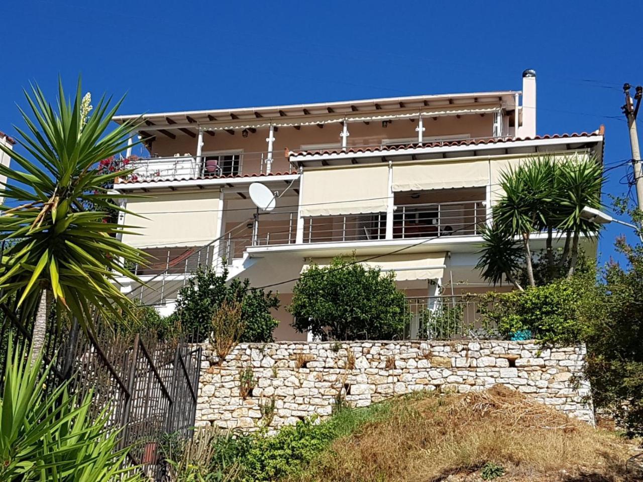 ★ Meniko'S House ★ Cozy Nest Himare Exterior foto